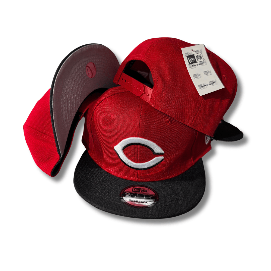 Cincinnati Reds 9FIFTY Red with Black Brim and White Logo – Snapback Hat — view 1