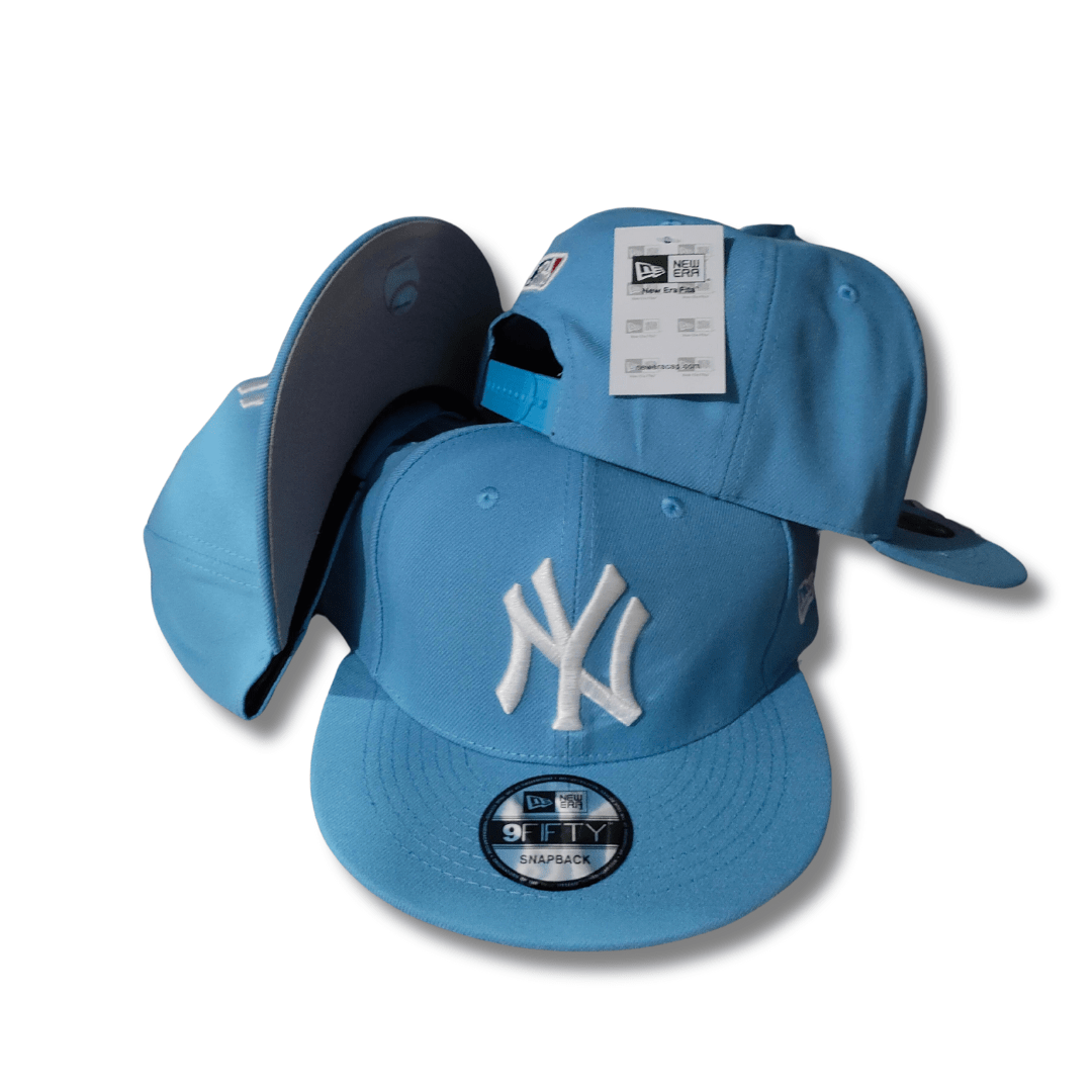 New York Yankees New Era 9FIFTY Solid Light Blue – Snapback Cap — view 1