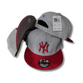 New York Yankees New Era 9FIFTY Grey and Red – Snapback Cap — view 1