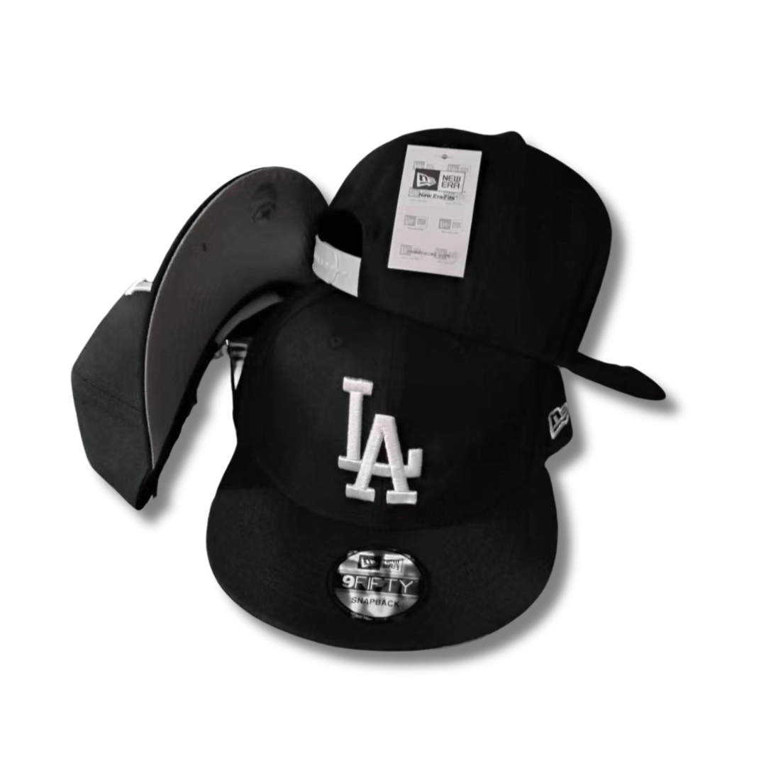 Los Angeles Dodgers New Era 9FIFTY Black and White Classic – Snapback Cap — view 1