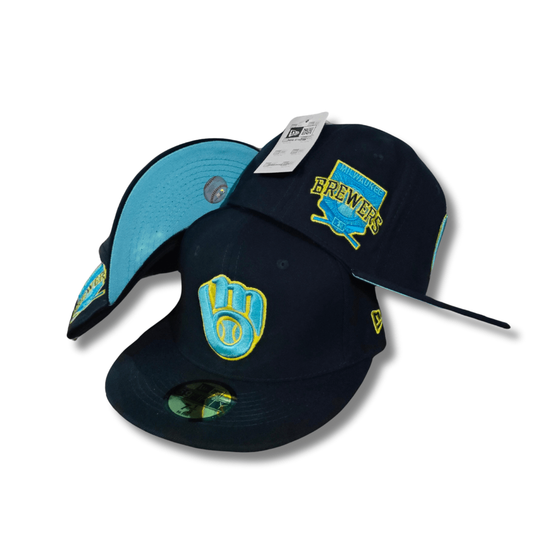 Milwaukee Brewers 59FIFTY with Side Patch and Aqua Underbill black and Navy Blue – Fitted Cap — view 1