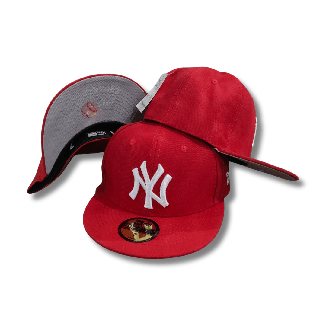 New York Yankees with White Logo Red – Snapback Cap — view 1
