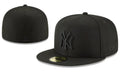 New York Yankees 59FIFTY Fitted Hat with Blackout Logo – Black — view 1