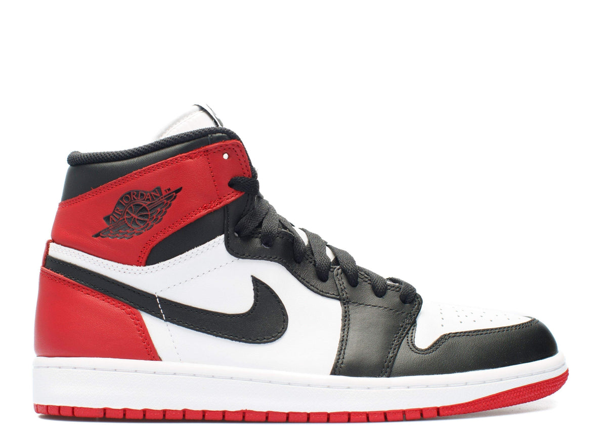 Air Jordan 1 Retro High OG ‘Black Toe’ 2013 Unfading Sneaker — view 1