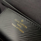 Louis Vuitton Twist MM Shoulder Bag — view 9