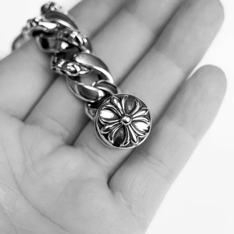 Chrome Hearts DAGGER ID FANCY LINK CLIP BRACELET 6 — view 7