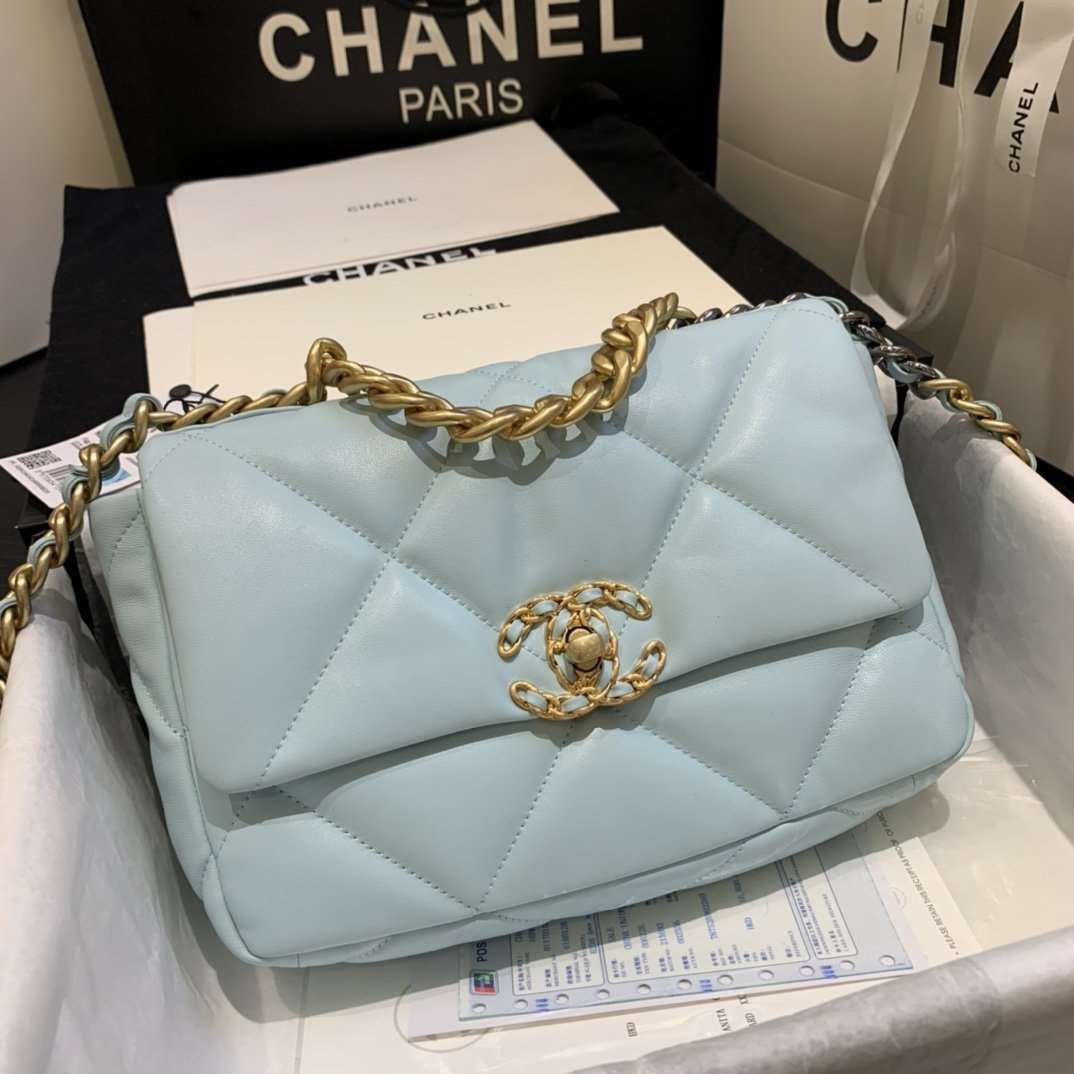 Chanel 19 Small Flap Bag Tiffany Blue — view 3