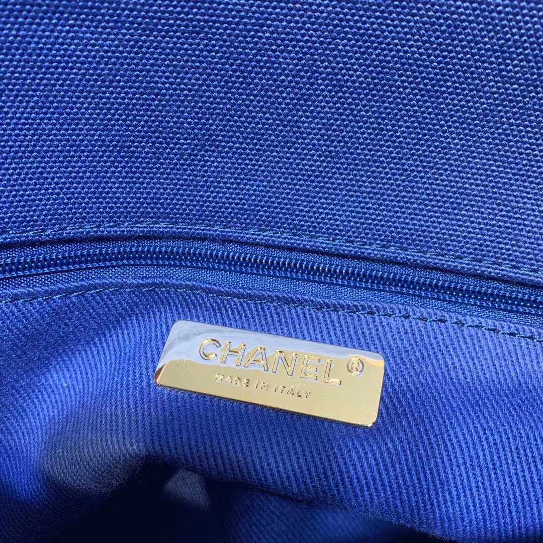Chanel 19 Denim Medium Flap Bag - Blue — view 9