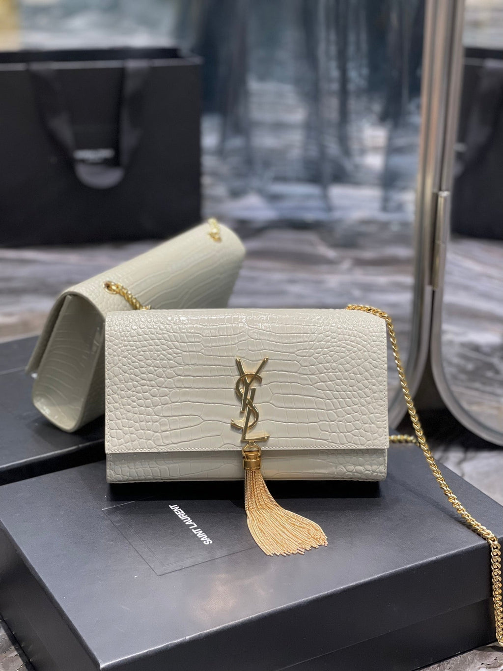 YSL Kate 24cm Shoulder Bag - White — view 1