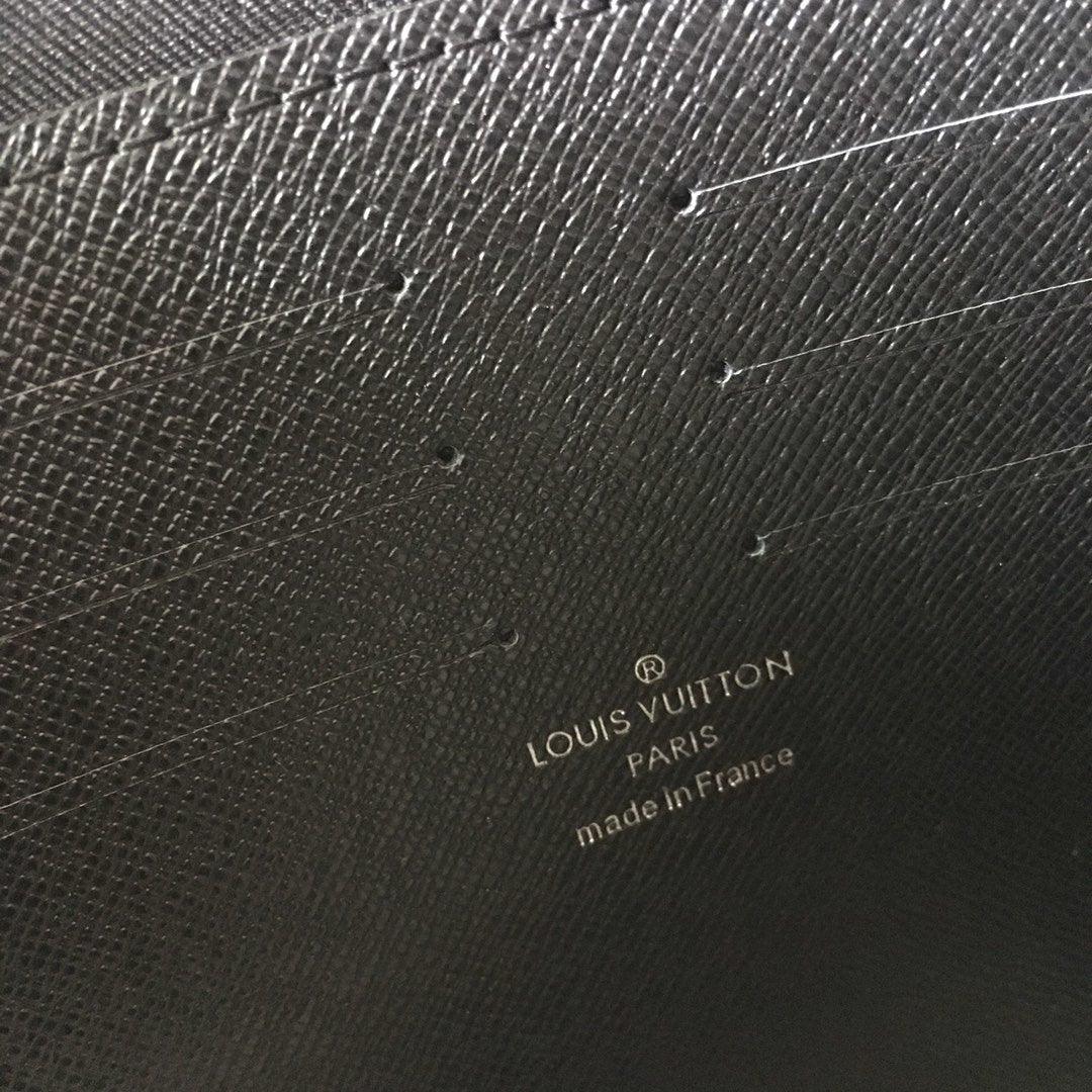 Louis Vuitton Toiletry Pouch — view 8