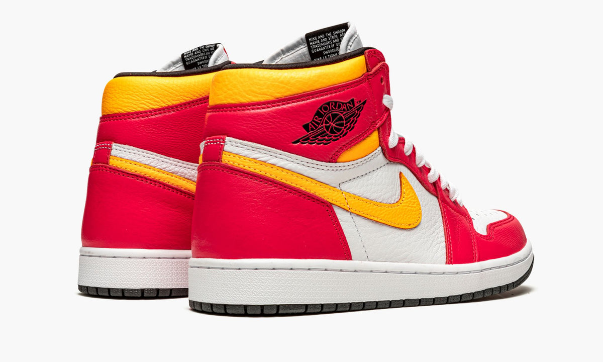 Air Jordan 1 High OG “Light Fusion Red” — view 4