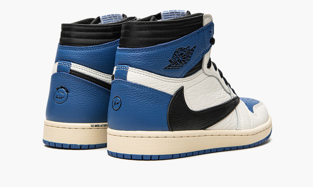 Air Jordan 1 High OG SP “Travis Scott x Fragment” — view 4