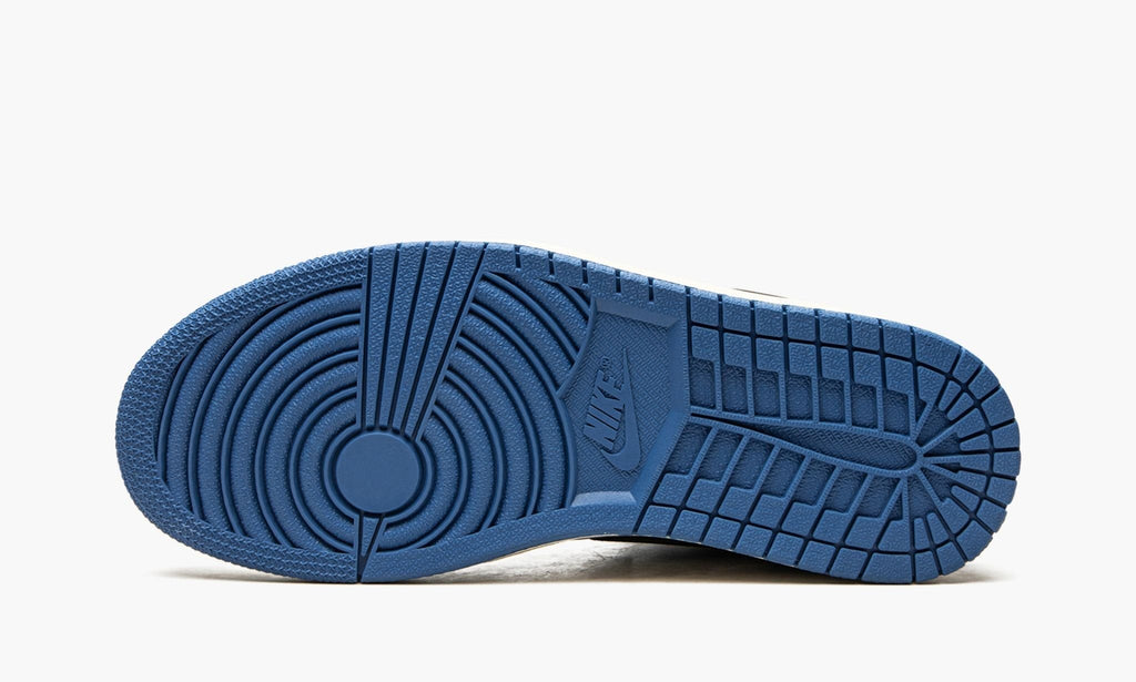 Air Jordan 1 High OG SP “Travis Scott x Fragment” — view 6