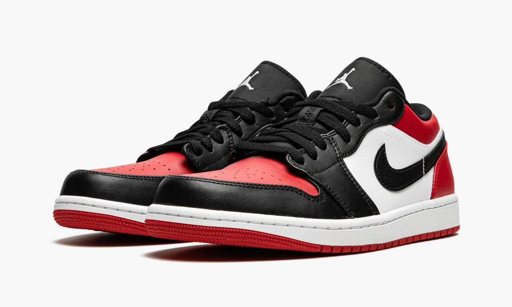 Air Jordan 1 Low “Bred Toe” — view 3