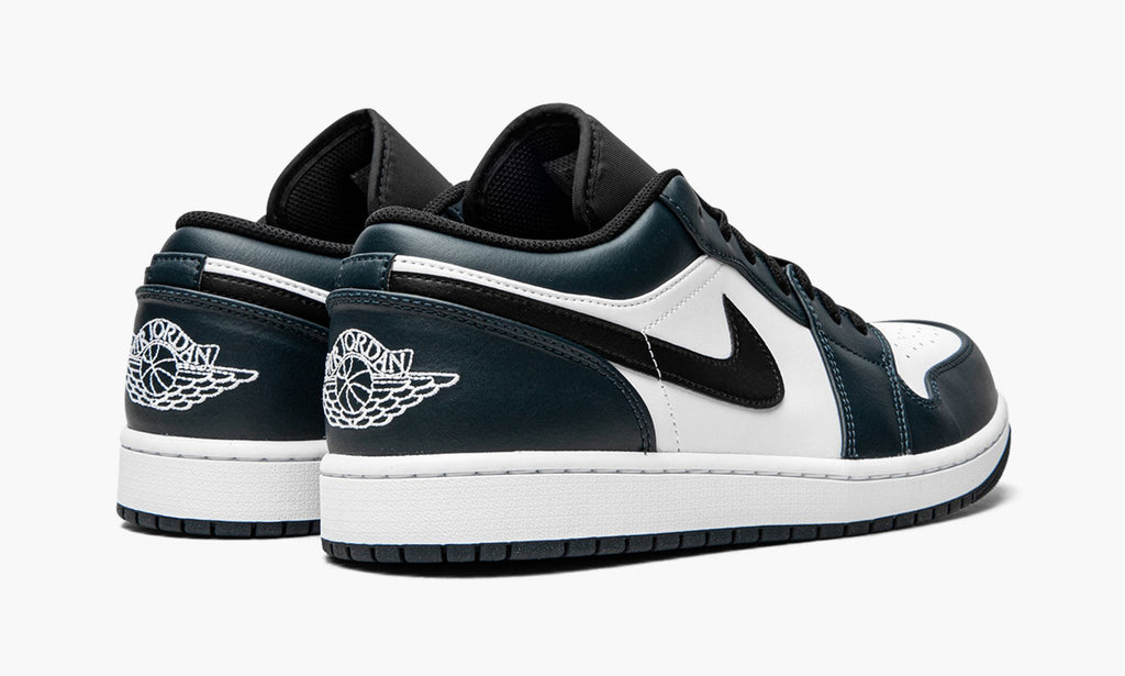 Air Jordan 1 Low “Dark Teal” — view 4