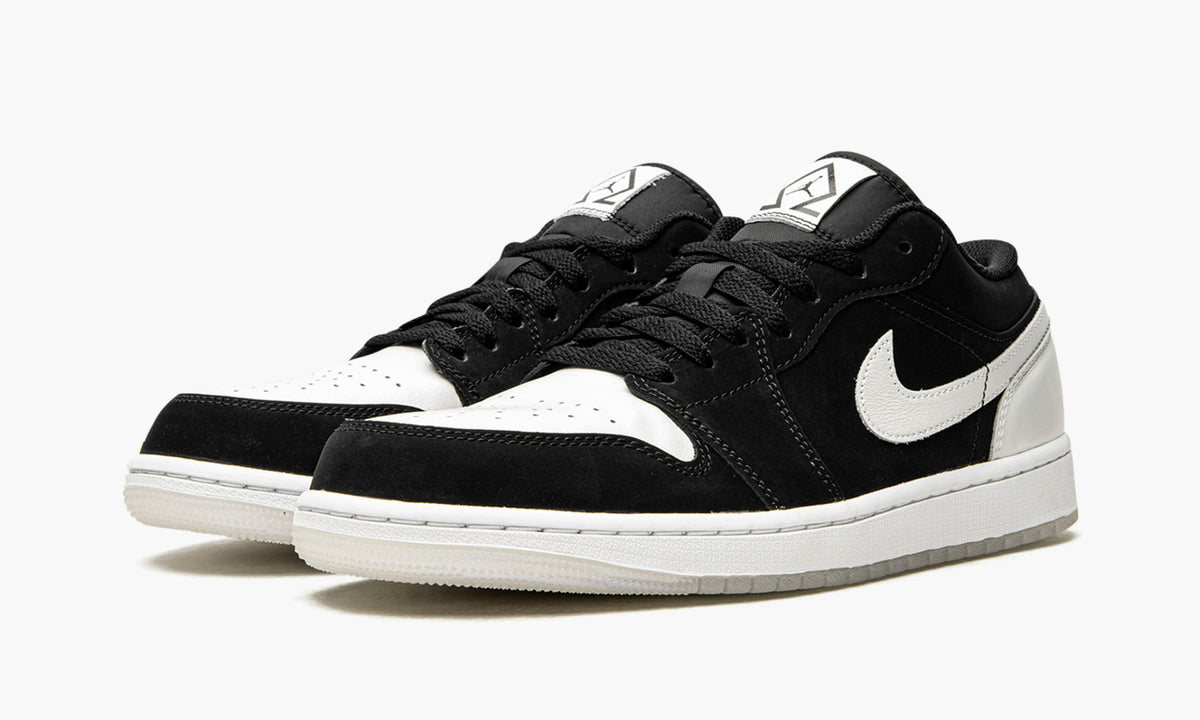 Air Jordan 1 Low “Diamond” — view 3