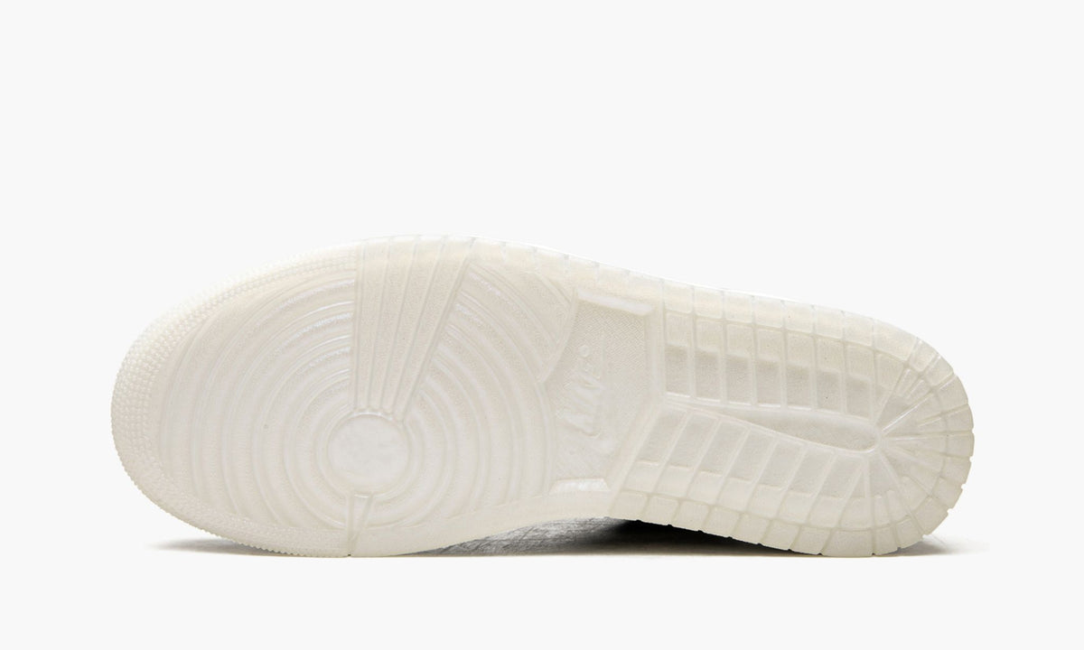 Air Jordan 1 Low “Diamond” — view 6