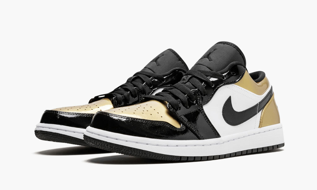 Air Jordan 1 Low “Gold Toe” — view 3