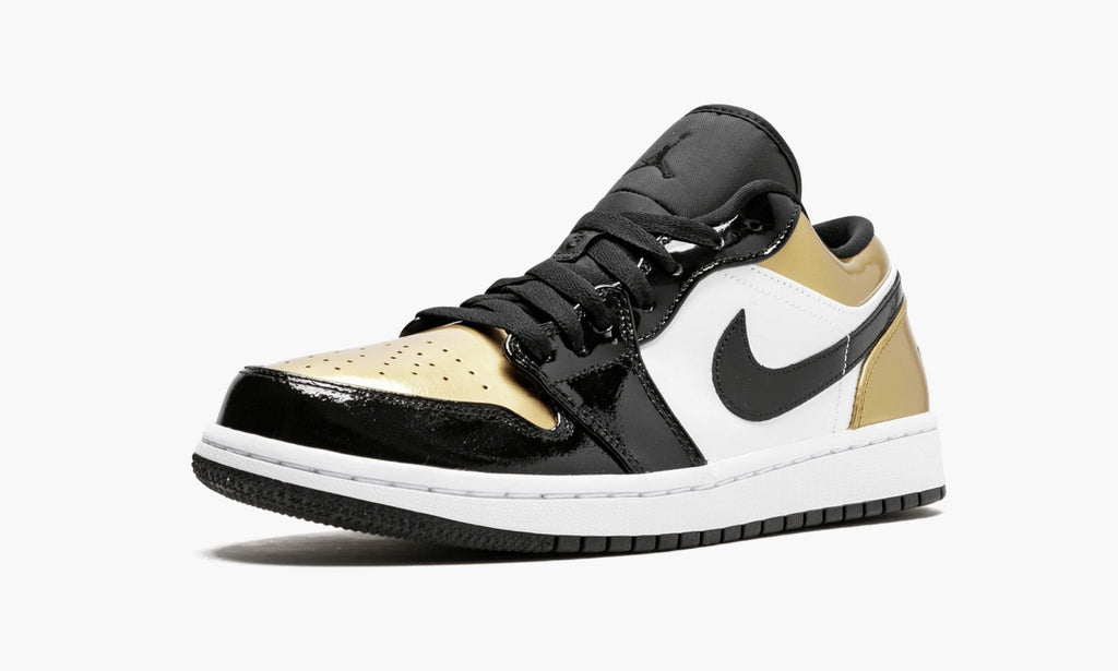 Air Jordan 1 Low “Gold Toe” — view 5