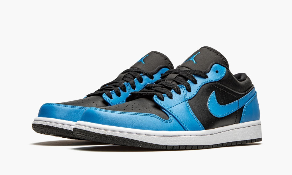 Air Jordan 1 Low “Laser Blue” — view 3