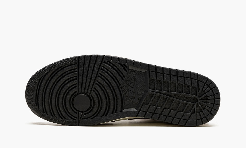 Air Jordan 1 Low “Mocha” — view 6