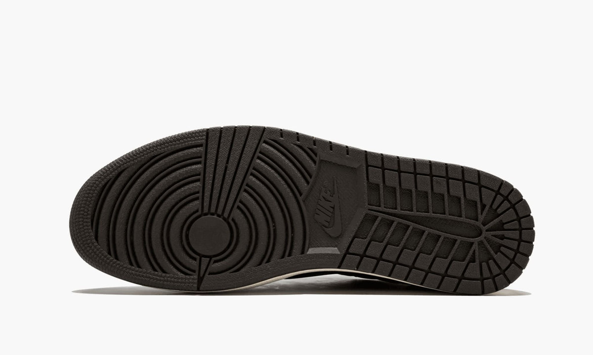Air Jordan 1 Low “Travis Scott” — view 6