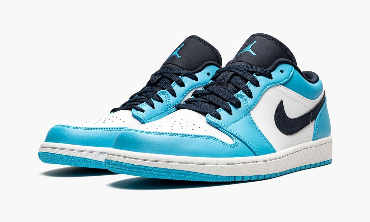 Air Jordan 1 Low “UNC” — view 3