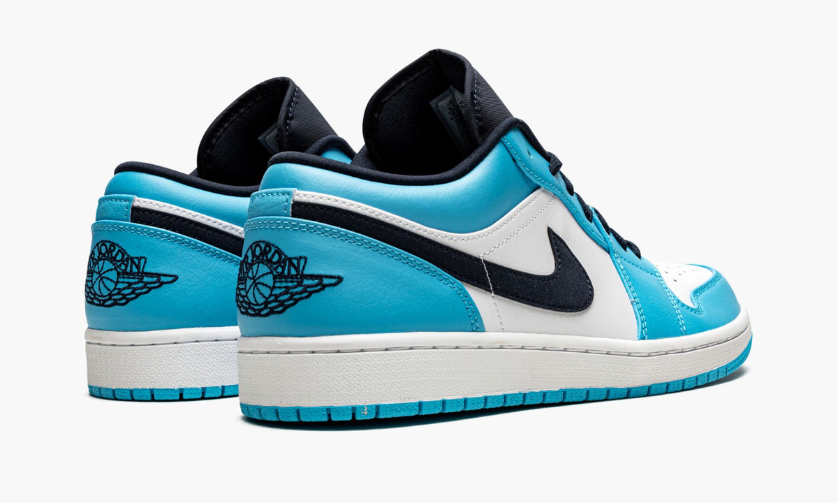 Air Jordan 1 Low “UNC” — view 4