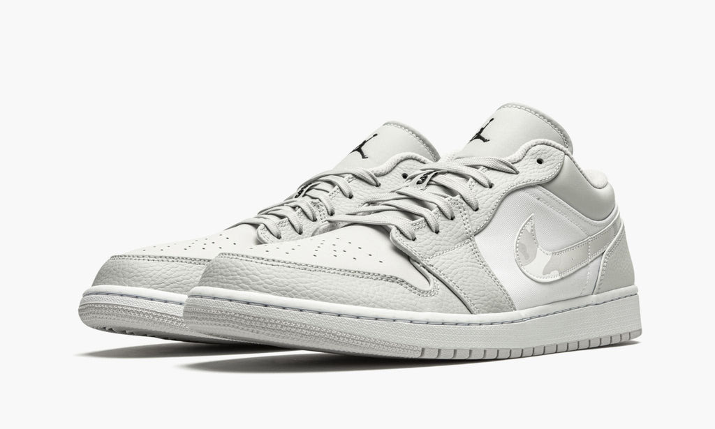 Air Jordan 1 Low “White Camo” — view 3