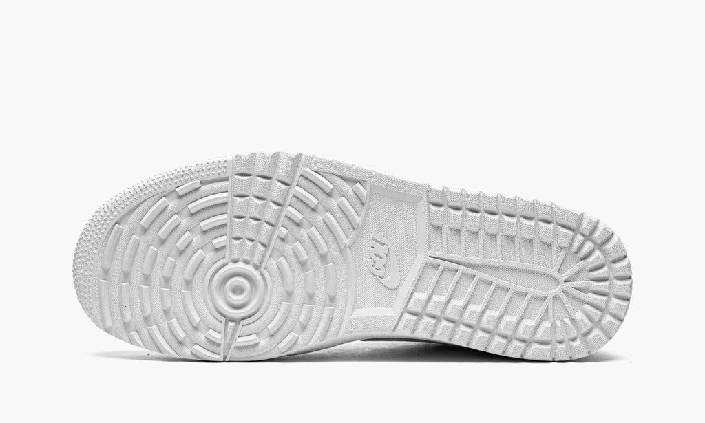 Air Jordan 1 Low Golf “Triple White” — view 6