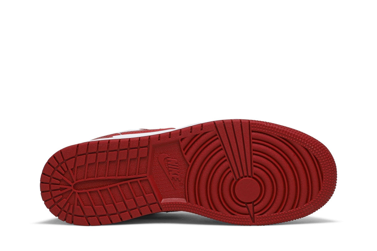 Air Jordan 1 Low Gym Red — view 4