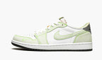 Air Jordan 1 Low OG “Ghost Green” — view 2