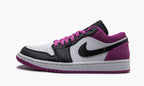 Air Jordan 1 Low SE “Fuchsia” — view 2