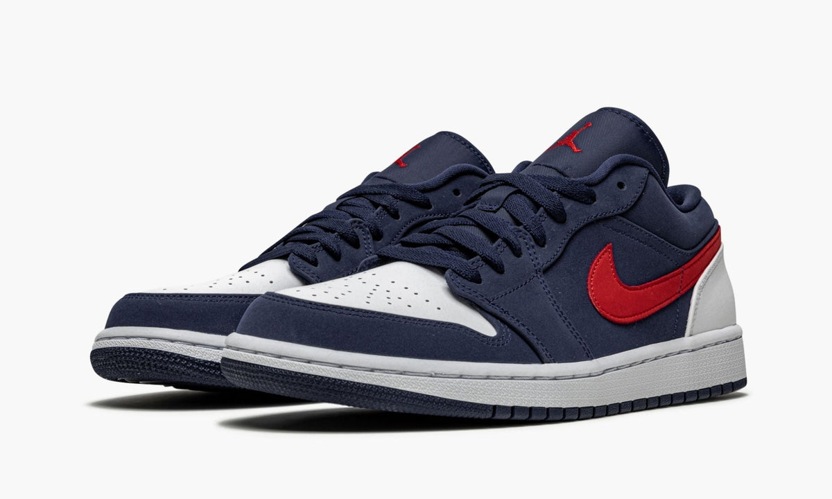 Air Jordan 1 Low SE “USA” — view 3