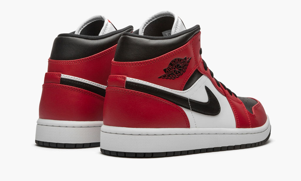 Air Jordan 1 Mid “Chicago Black Toe” — view 4