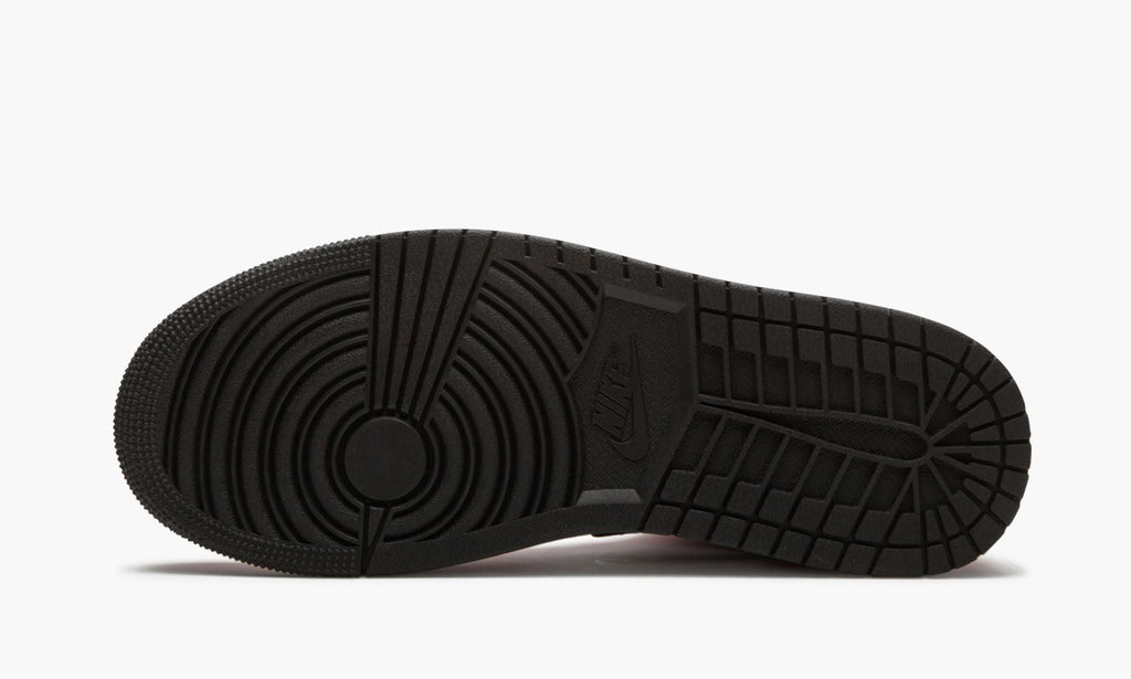 Air Jordan 1 Mid “Chicago Black Toe” — view 6