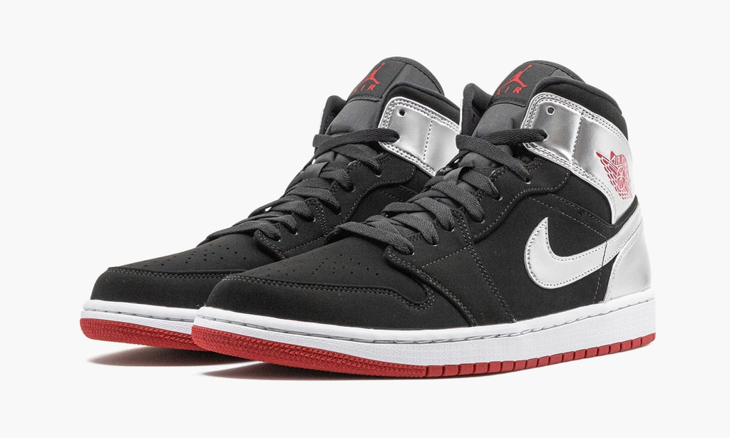 Air Jordan 1 Mid “Johnny Kilroy” — view 3