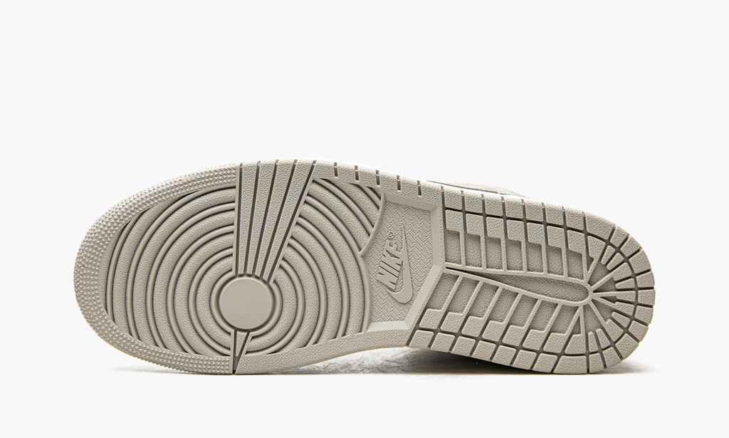 Air Jordan 1 Mid “Linen” — view 6