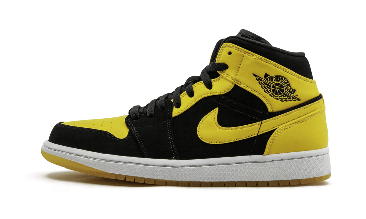 Air Jordan 1 Mid “New Love 2017 Release” — view 1