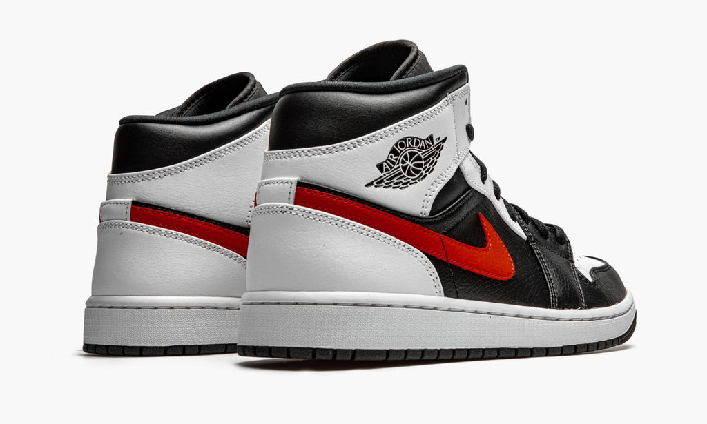 Air Jordan 1 Mid Chile Red — view 4