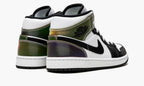 Air Jordan 1 Mid SE “Heat Reactive” — view 4