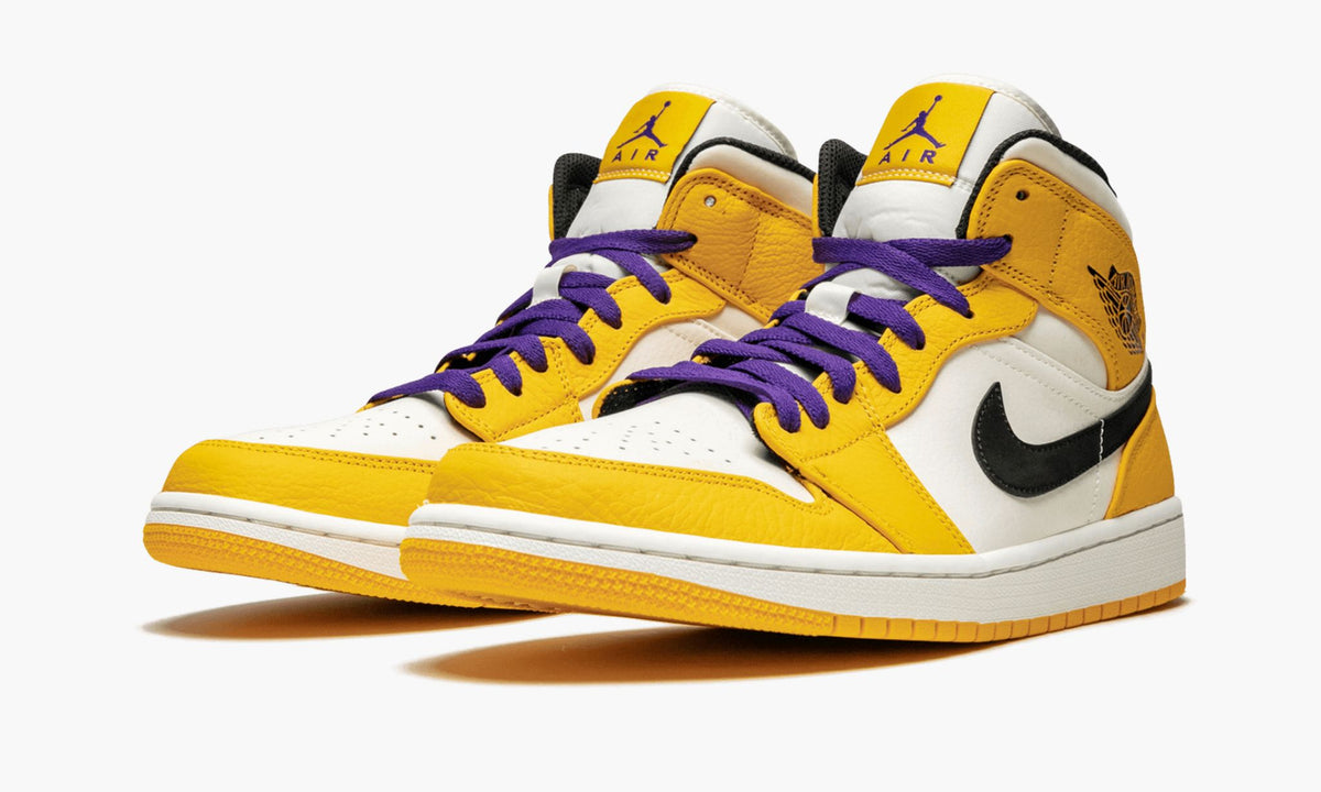 Air Jordan 1 Mid SE “Lakers” — view 3