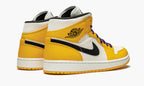 Air Jordan 1 Mid SE “Lakers” — view 4