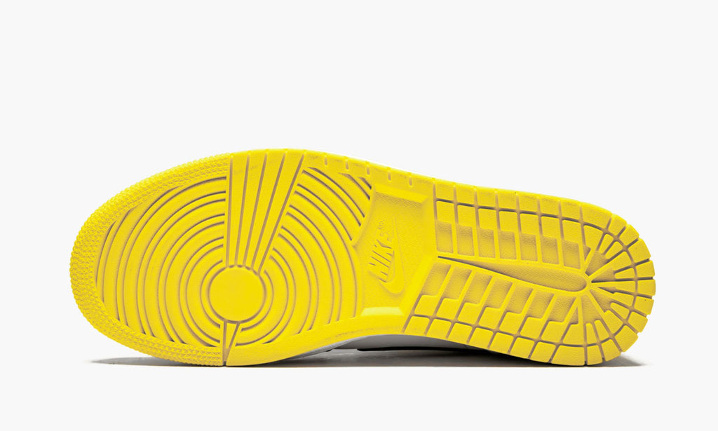 Air Jordan 1 MID SE “Yellow Toe” — view 6