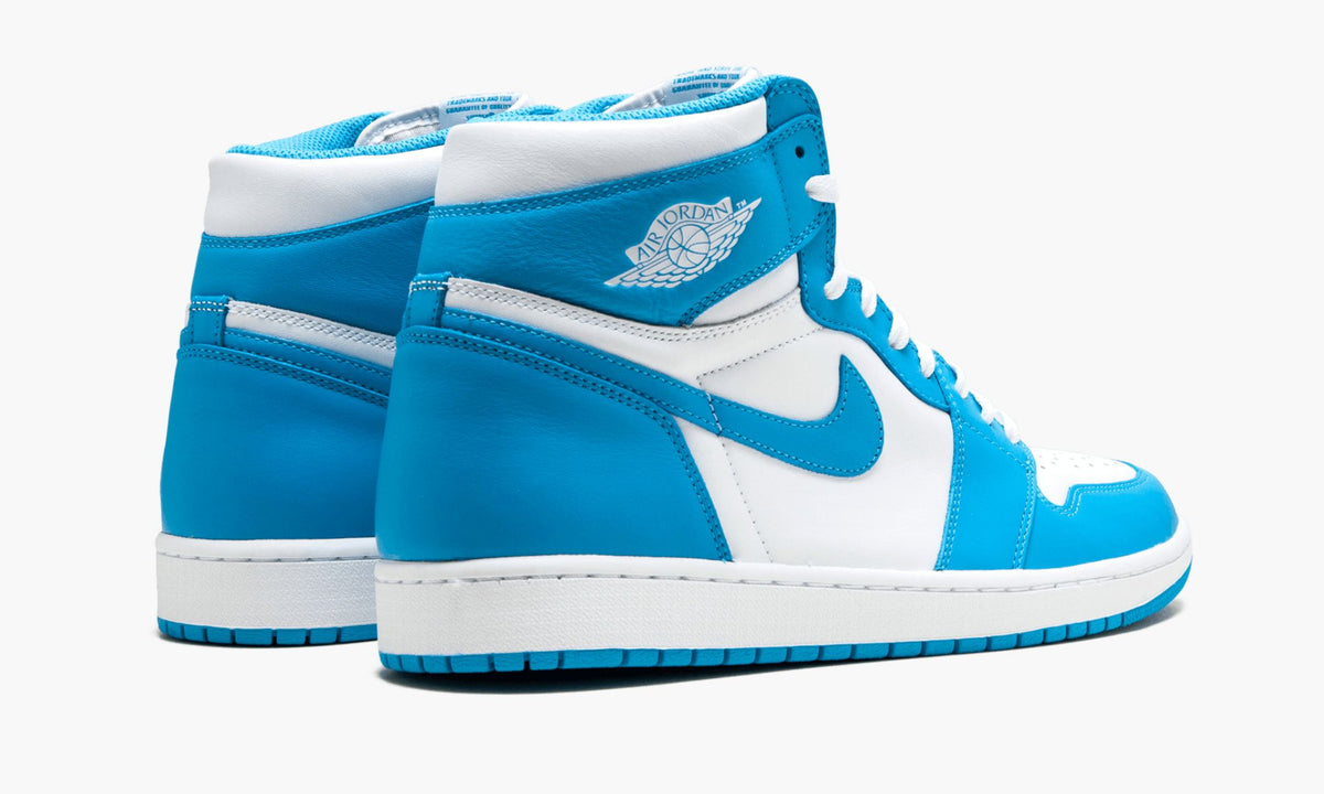 Air Jordan 1 Retro “UNC” — view 4