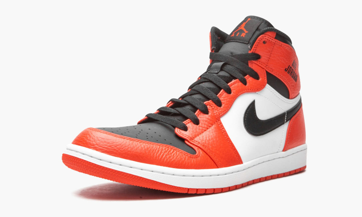 Air Jordan 1 Retro High — view 10