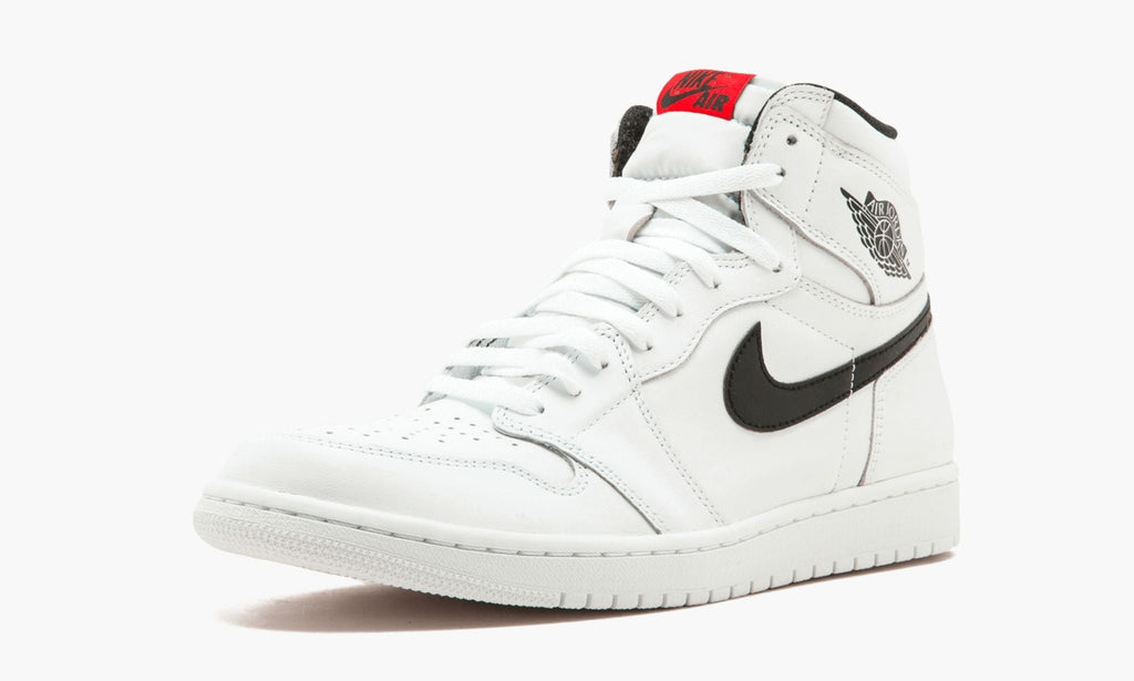 Air Jordan 1 Retro High OG — view 5
