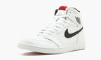 Air Jordan 1 Retro High OG — view 5