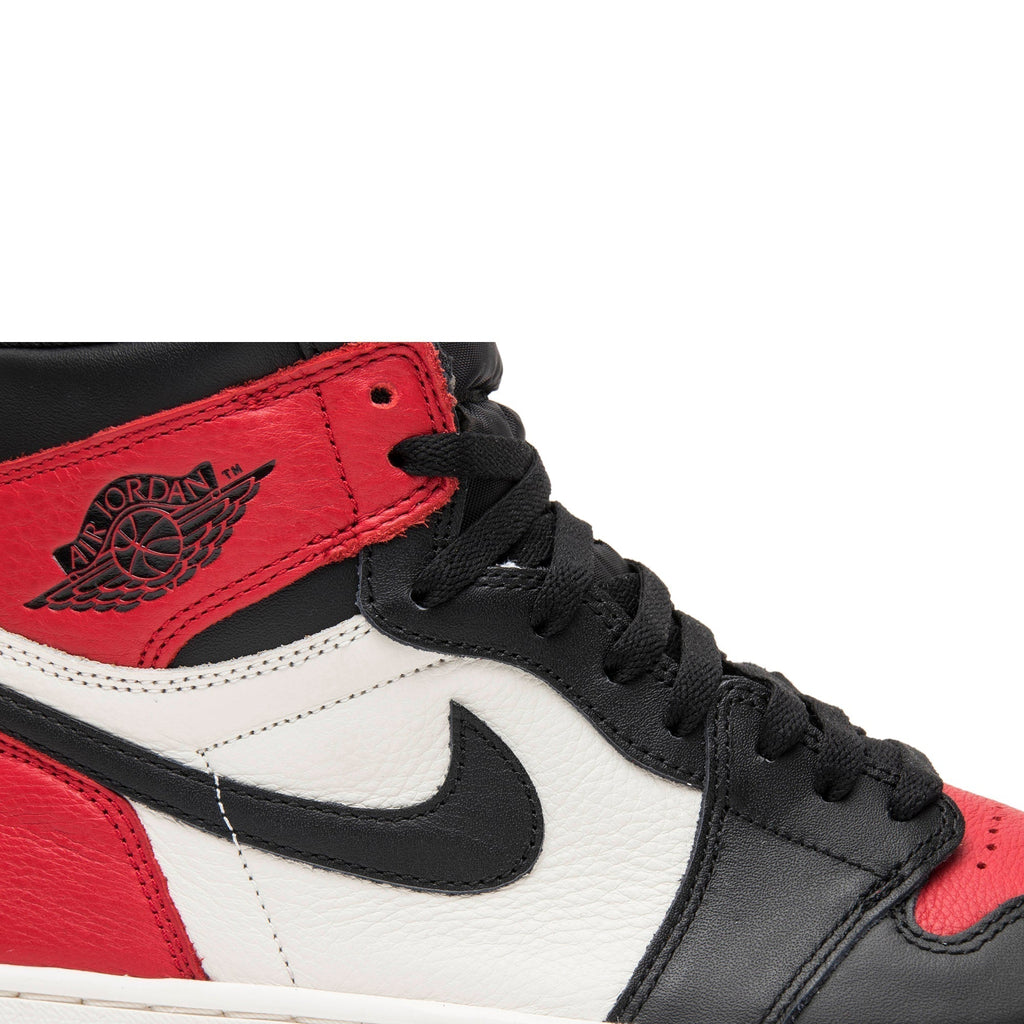 Air Jordan 1 Retro High OG ‘Bred Toe’ 555088-610 — view 2