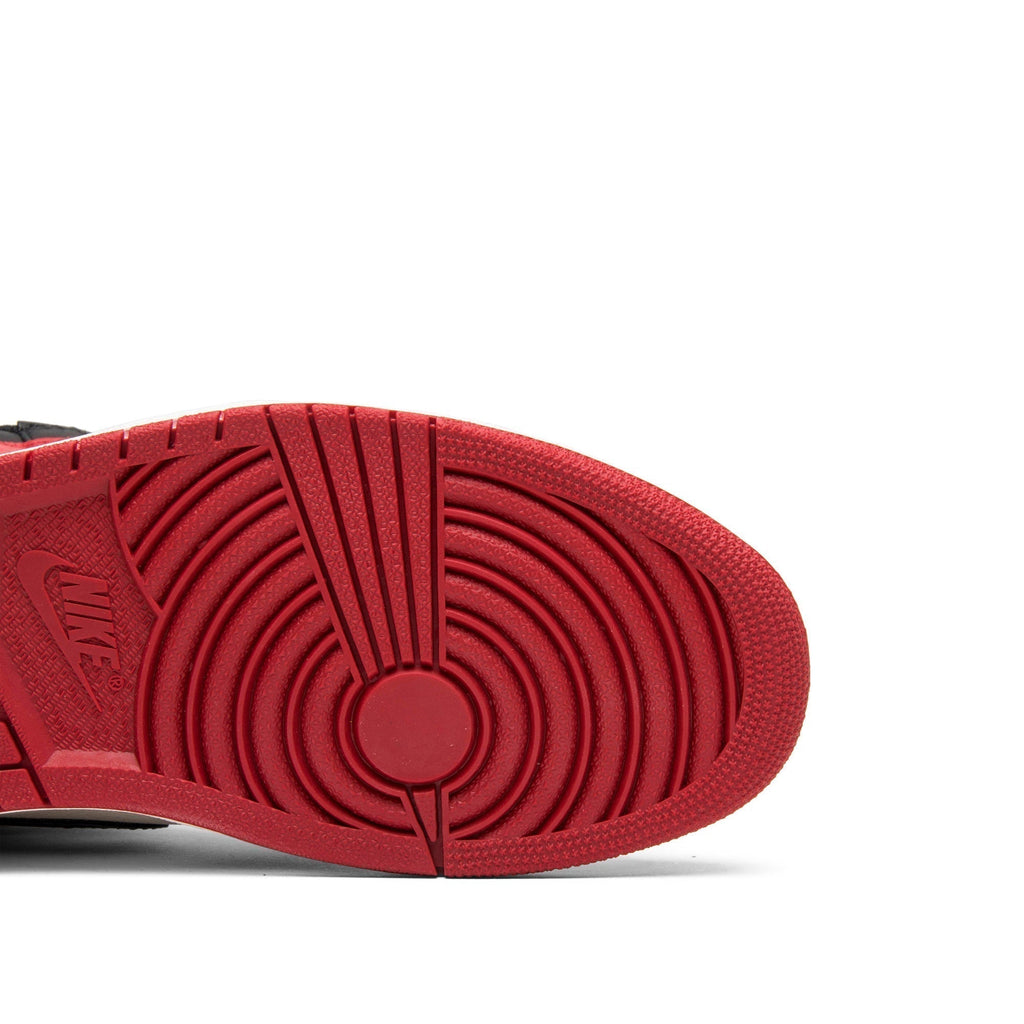 Air Jordan 1 Retro High OG ‘Bred Toe’ 555088-610 — view 5